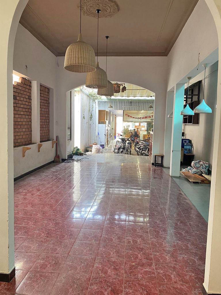 Cho thuê nguyên căn mặt tiền Trường Sơn Phường 4 ,Q.Tân Bình